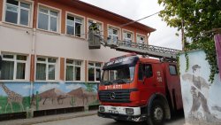 OKUL BAHÇESİNDE YANGIN SENARYOSU CANLANDIRILDI