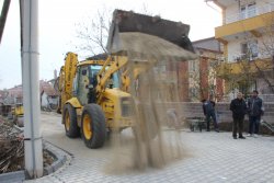 Yalı Mahallemiz' de kilit parke taşı çalışmalarımız devam ediyor.