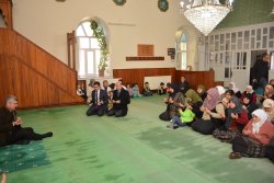 İlçe Kaymakamımız Harun Reşit Han ve İlçe Müftümüz Fatih Aytekin İle Birlikte Yalı Mahallesinde Bulunan Kur'an-ı Kerim Kursunu Ziyaret Ettik.