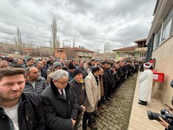 BAŞKAN ÖZAŞKIN POLİS MEMURU MUSTAFA YILDIRIM’IN CENAZE TÖRENİNE KATILDI