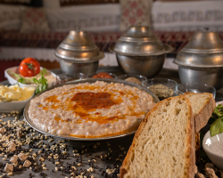 ŞUHUT KEŞKEK EVİ’NE YOĞUN İLGİ