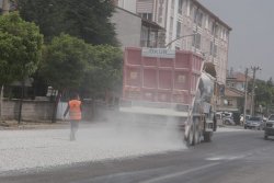 İlçemiz ana yollarında devam eden asfalt çalışmalarını yerinde İnceledik.