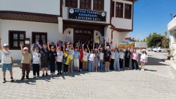  ÖĞRENCİLER ŞUHUT’UN TARİHİ MİRASINI YERİNDE TANIDI 