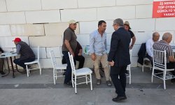 ŞUHUT’TA MEYDANLAR ÇAY OCAKLARIYLA CANLANDI