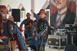 Şuhut'ta 27. Hamza Şeyh Dede'yi Anma ve Hıdırellez Kültür Bahar Bayramı Coşkuyla Kutlandı 