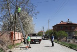 Belediye Başkanımız Muhittin Özaşkın’dan 11 Sokakta Fiber İnternet Altyapı Çalışması Talimatı