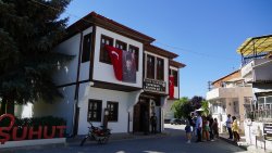 SOSYAL MEDYA FENOMENLERİ ŞUHUT’TA