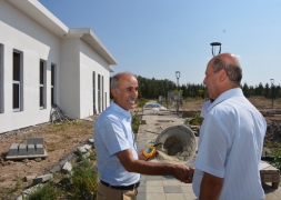 Şuhut Millet Bahçesinde 98.000 Fidan Toprakla Buluşuyor.