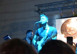 Şuhutlu Gençler Gentlemen Konserinde Doyasıya Eğlendi.