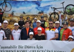 Şuhut'ta Zafer Yolu Bisiklet Turu Düzenlendi.