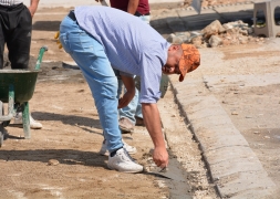 ŞUHUT’ta Yol Çalışmaları Aralıksız Devam Ediyor