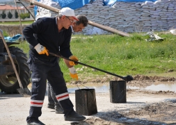 ŞUHUT’ta Yol Çalışmaları Aralıksız Devam Ediyor