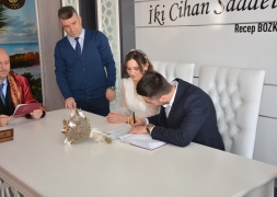 Başkan Bozkurt Yavuz ve Akalın Ailesinin Mutluluklarına Ortak Oldu.