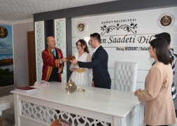 Başkan Bozkurt Yavuz ve Akalın Ailesinin Mutluluklarına Ortak Oldu.