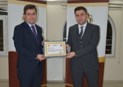 Başhekim Erkan Yıldız Onuruna Veda Yemeği Verildi