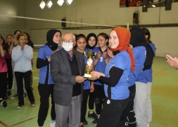 FİLENİN SULTANLARI ŞUHUT'TA YETİŞİYOR