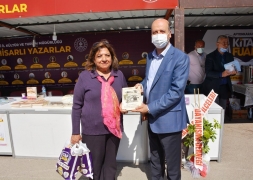 Başkan Recep Bozkurt 3. Afyonkarahisar Kitap Fuarını Ziyaret Etti.