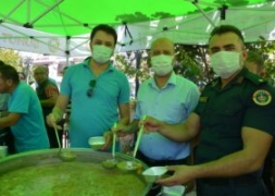 Şuhut Belediyesi'nden Vatandaşlara Aşure İkramı