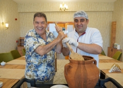 Baş Lezzethan Vasfi Pakman'ı Şuhut'ta Ağırladık.