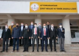 Başkan Bozkurt 18 Mart Çanakkale Zaferi ve Şehitleri Anma Günü Programlarına Katıldı.
