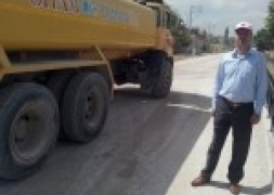 BAŞKAN BOZKURT ASFALT ÇALIŞMALARINI YERİNDE İNCELEDİ.