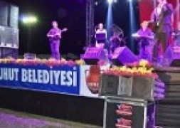 ŞUHUT 10.ZAFERYOLU KÜLTÜR VE SANAT ŞENLİKLERİ ZAFERİN 92.YIL DÖNÜMÜ İLÇEMİZDE BÜYÜK ÇOŞKU İLE KUTLANDI.