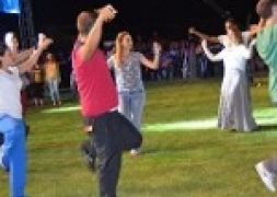 ŞUHUT 10.ZAFERYOLU KÜLTÜR VE SANAT ŞENLİKLERİ ZAFERİN 92.YIL DÖNÜMÜ İLÇEMİZDE BÜYÜK ÇOŞKU İLE KUTLANDI.