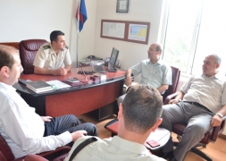 BELEDİYE BAŞKANIMIZ RECEP BOZKURT İLÇEMİZE YENİ ATANAN JANDARMA ÜSTEĞMEN SERKAN BAYKAN’A HAYIRLI OLSUN ZİYARETİNDE BULUNDU.