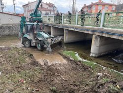 GALİ ÇAYI’NDA TEMİZLİK ÇALIŞMALARI BAŞLADI