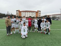 ŞUHUT BELEDİYE HİSAR SPOR U15’TEN 5 GOLLÜ GALİBİYET