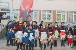 Şuhut Belediye Başkanımız Muhittin Özaşkın, 23 Nisan Kutlamalarına Katıldı.