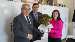 ÖĞRETMENLİK KUTSAL BİR MESLEKTİR