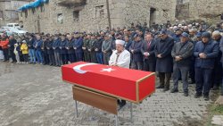 KIBRIS GAZİSİ MUSTAFA ALTIN ŞUHUT’TA TOPRAĞA VERİLDİ