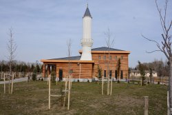 Bölgenin En Büyüğü İlçemizin Yeni Nefes Alanı Şuhut Millet Bahçesi Açılış İçin Gün Sayıyor