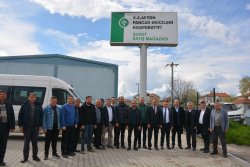 Başkan Bozkurt  Afyonkarahisar  Ak Parti Milletvekili Adayı Dr.Hasan Arslan ile birlikte esnaf ve köyleri ziyaret etti.