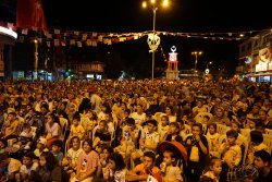 Şuhut Belediyesi 15.Zafer Haftası Kültür ve Sanat Etkinlikleri Programlarımızın Açık Hava Çocuk Sineması İle Açılışını Gerçekleştirdik.