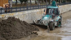 GALİ ÇAYI’NDA TEMİZLİK ÇALIŞMALARI DEVAM EDİYOR