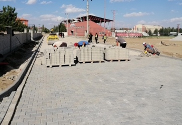 STADYUM YOL GENİŞLETME ÇALIŞMALARI DEVAM EDİYOR