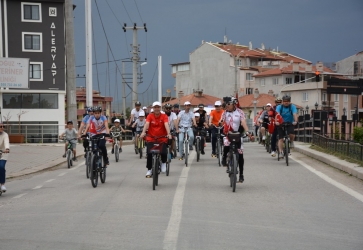 Şuhut'ta Zafer Yolu Bisiklet Turu Düzenlendi.