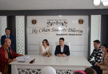 Başkan Bozkurt Yavuz ve Akalın Ailesinin Mutluluklarına Ortak Oldu.