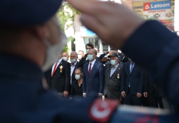 Onurumuz ve Gururumuz Gazilerimize Minnettarız.