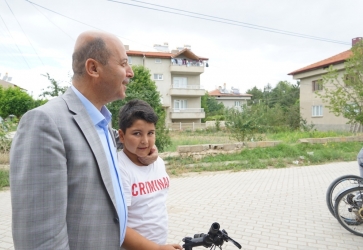 Gençlerle Anlaştık,Buraya Onlara Oyun Alanı Yapıyoruz!