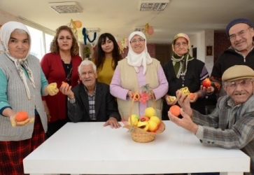 Başkan Bozkurt'un, Yaşlılar Günü Mesajı