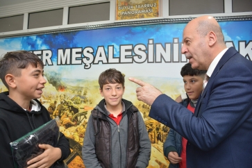 Badminton Turnuvasında Dereceye Giren Öğrencilerimizi Ağırladık.