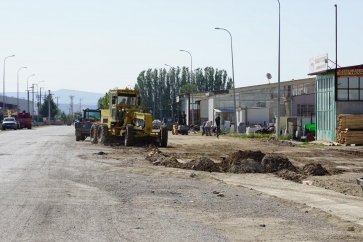 Şuhut Sanayi Sitesi Ana Caddesinde Yol Düzenleme Çalışmaları Başladı