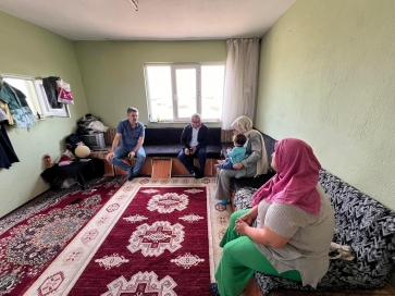 Şuhut Belediyesi İhtiyaç Sahibi Aileleri Ziyaret Ediyor