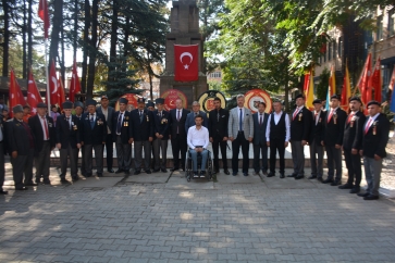 19 Eylül Gaziler Günü İlçemizde Düzenlenen Resmi Törenle Kutlandı.