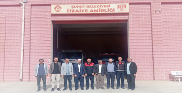 ŞUHUT’TA GÖREV YAPAN İMAMLAR İTFAİYECİLERİ UNUTMADI