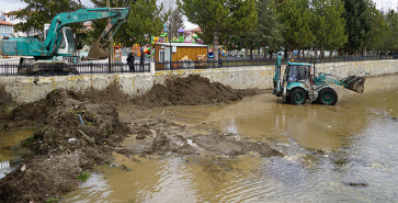 GALİ ÇAYI’NDA TEMİZLİK ÇALIŞMALARI DEVAM EDİYOR