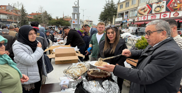 ÇÖMLEKLER GÖKÇE BEBEK İÇİN DOLDU